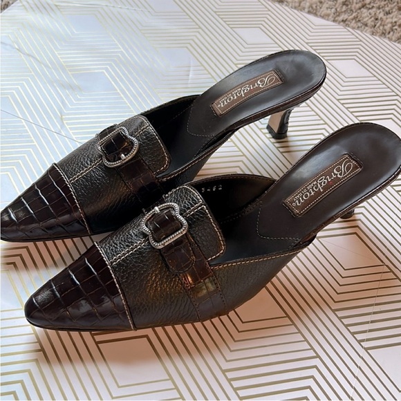 💥SALE💥 NEW AuthenticBrighton Precia genuine leather pointed toe kitten heels - Picture 1 of 6